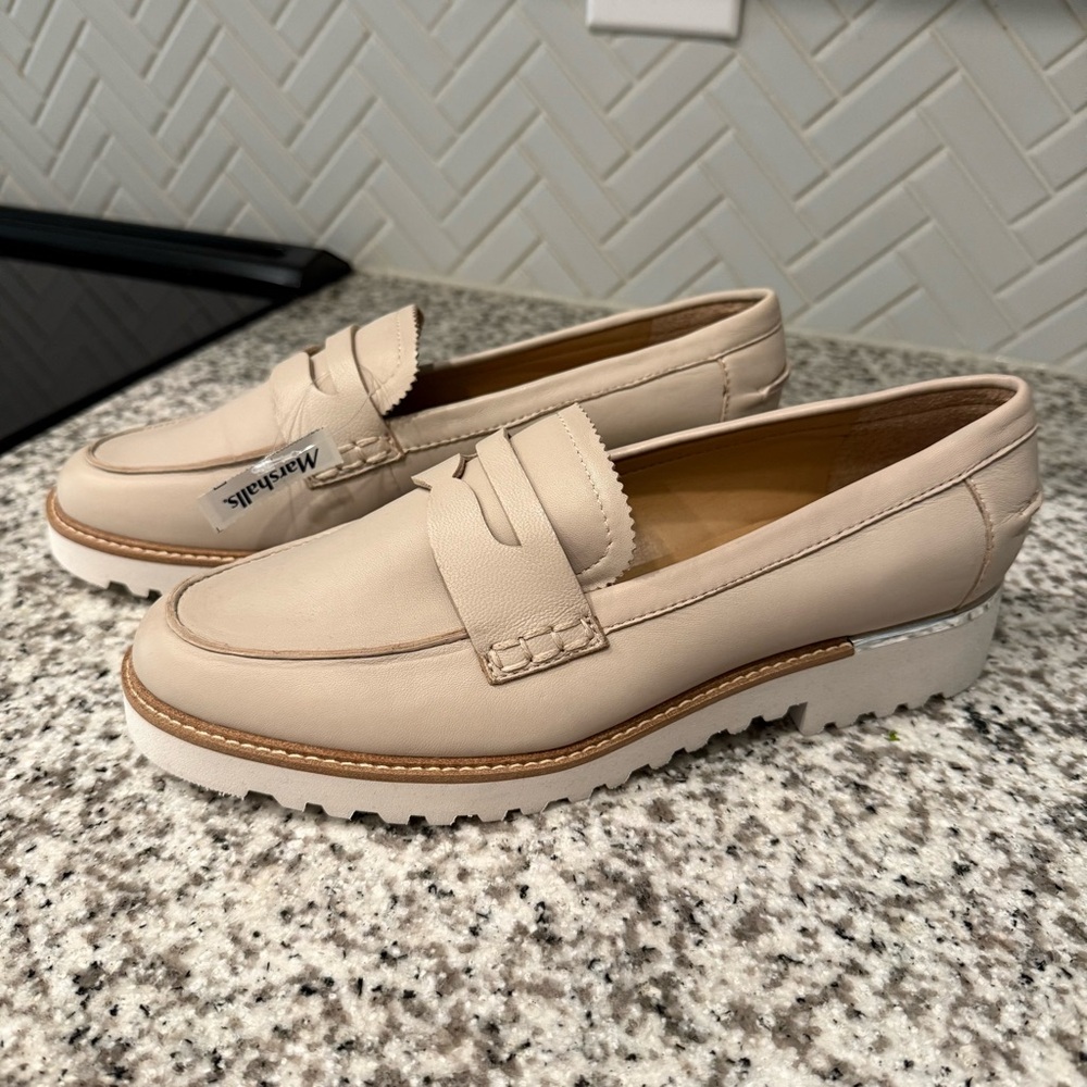 Franco Sarto Cream Flats Classic Loafers